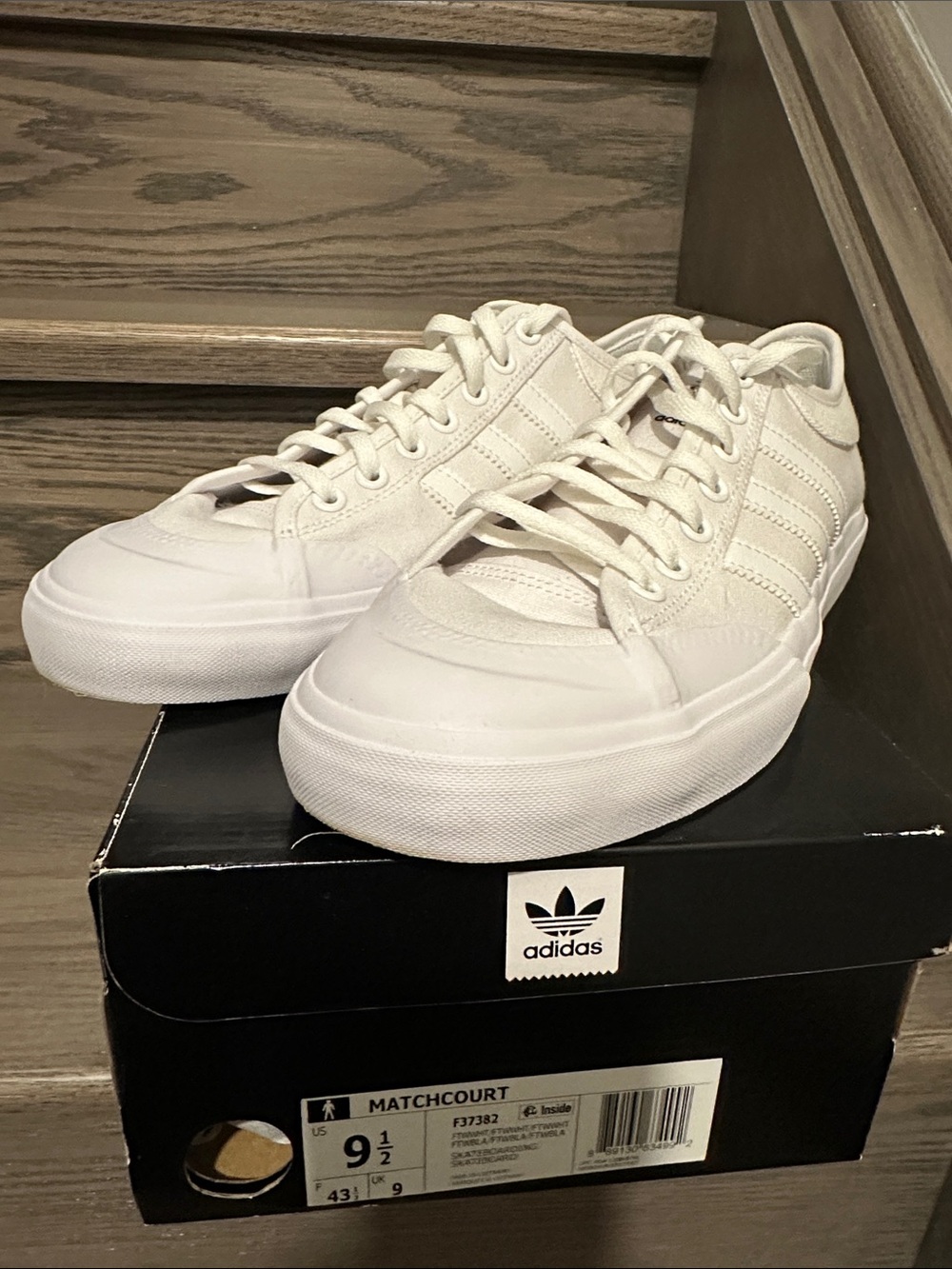 Adidas Matchcourt Sneakers